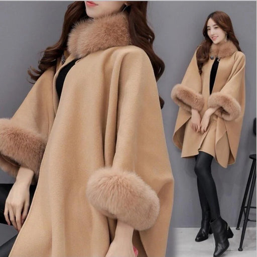 Luxurious Winter Cape Coat with Fox Fur Collar - Chic Outerwear for Fashionable Ladies