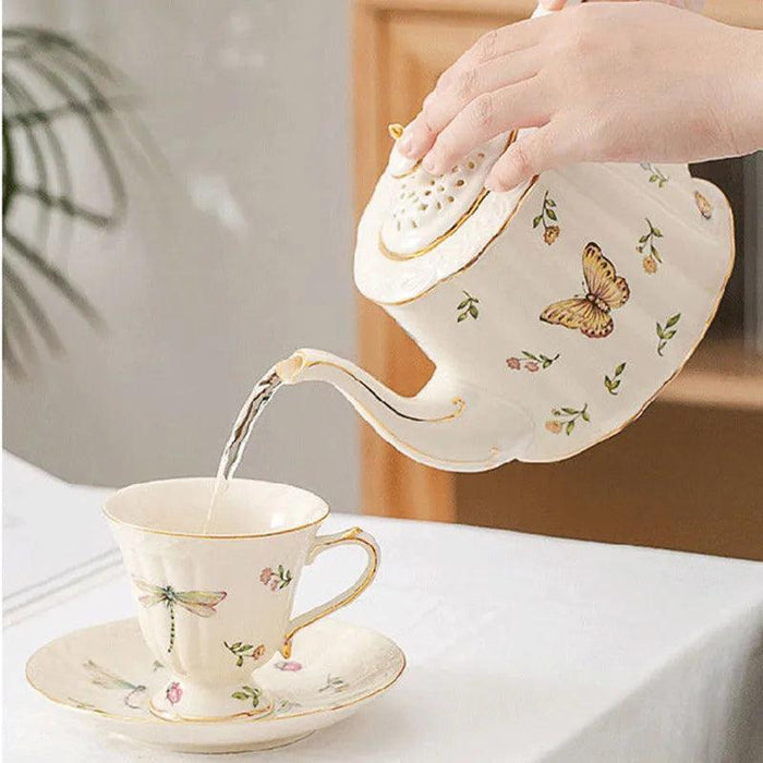 Charming Vintage Butterfly Tea and Coffee Set - Exquisite Porcelain and Bone China, Luxurious 800ml Pot with Matching Saucer