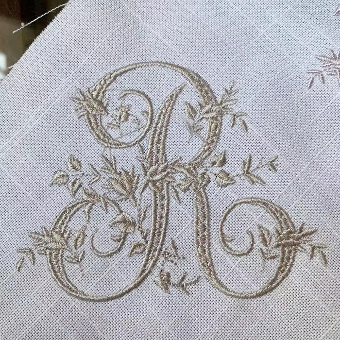 Personalized Regal Crown Linen Napkins - Elegant Wedding Table Decor Set