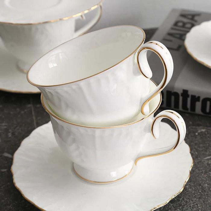 Elegant European Ceramic Teapot and Cup Set for a Luxurious Afternoon Tea Experience