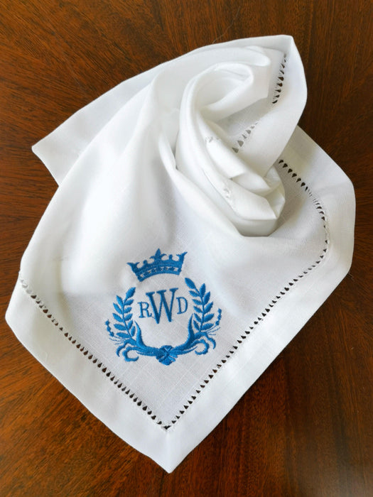 Personalized Regal Crown Linen Napkins - Elegant Wedding Table Decor Set