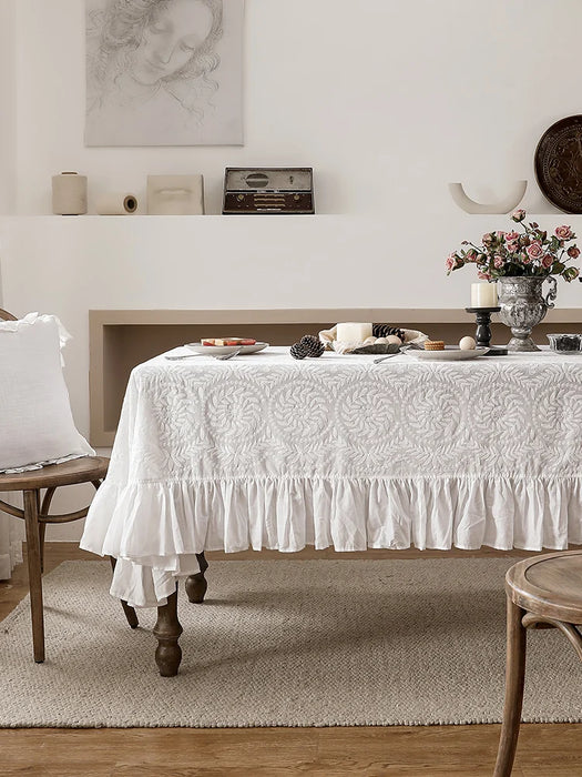 Chic Ruffled Lace Tablecloth - Luxurious Cotton Embroidery for Dining Elegance