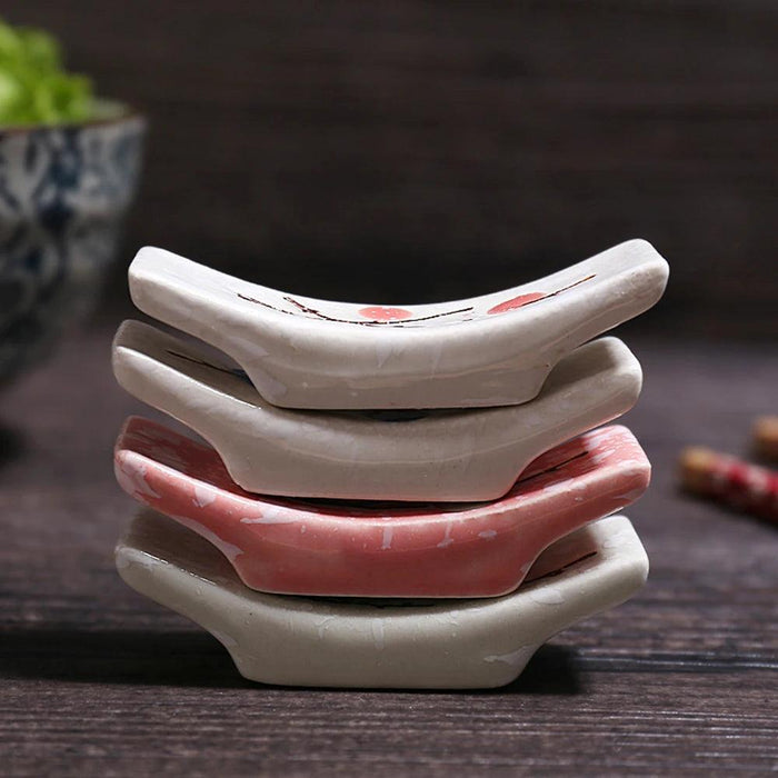 Charming Eco-Conscious Snowflake Ceramic Chopstick Holder - Enhance Your Dining Experience with Japanese Elegance