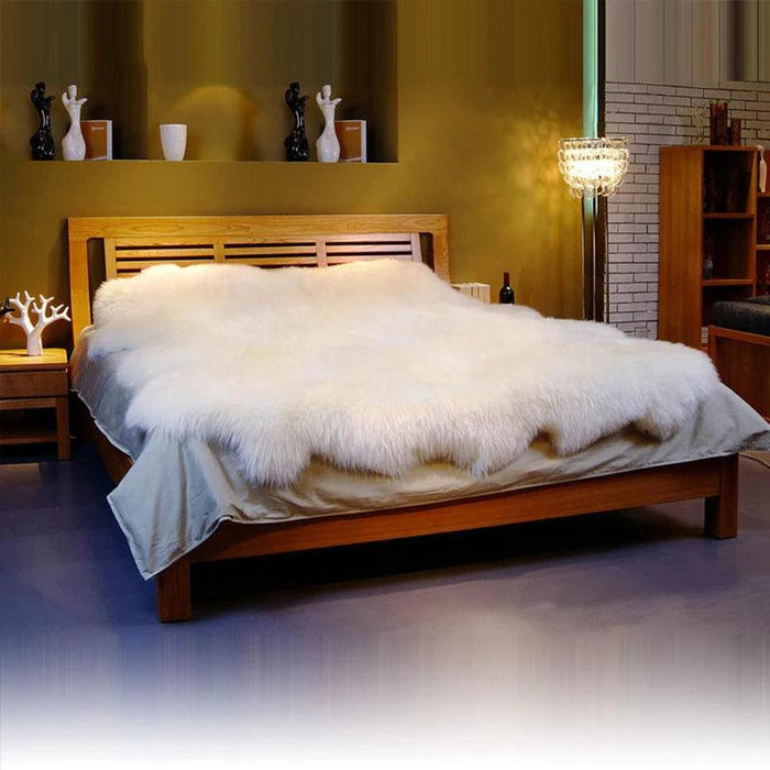 Elegant New Zealand Sheepskin Area Rug - Luxurious Wool Carpet for a Cozy and Stylish Home