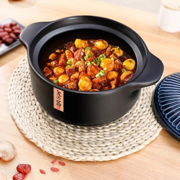 Classic Retro Heat-Resistant Clay Casserole with Lid - Essential Kitchen Tool DI50SG