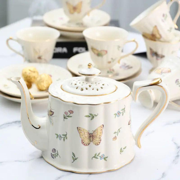 Charming Vintage Butterfly Tea and Coffee Set - Exquisite Porcelain and Bone China, Luxurious 800ml Pot with Matching Saucer