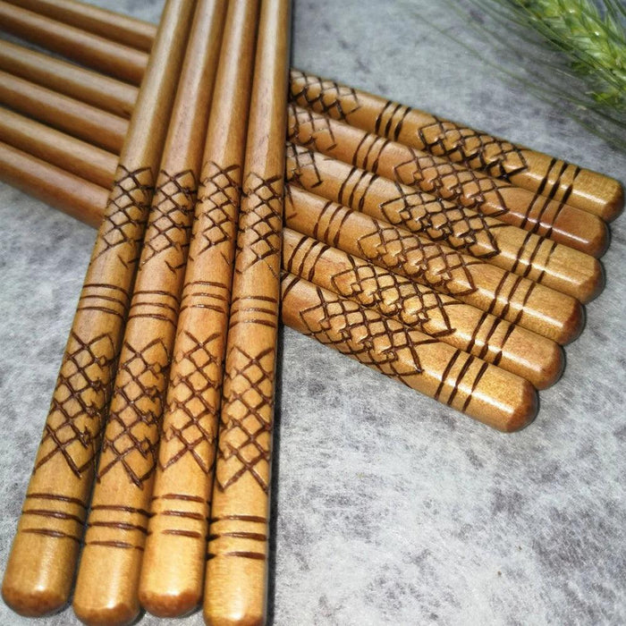 Set of 5 Handcrafted Eco-Friendly Japanese Bamboo Sushi Chopsticks - Non-Slip & Reusable Dining Must-Have