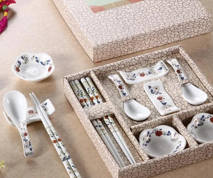 Chinese Dragon-Inspired Hand-Painted Ceramic Dining Set with Eco-Friendly Chopsticks