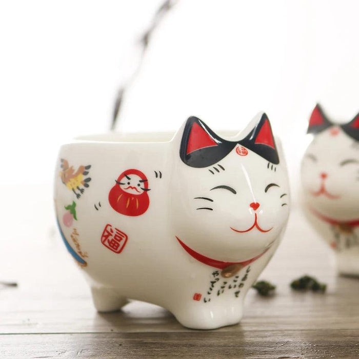 Charming Japanese Lucky Cat Ceramic Tea Set - Enchanting Teapot and Teacup Pair for Tea Enthusiasts