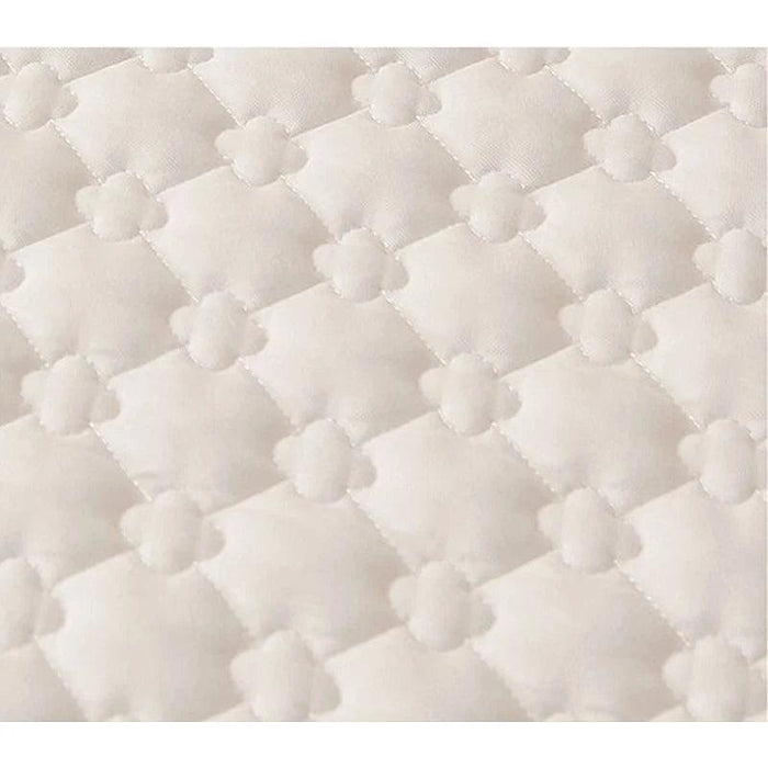 Luxurious Summer Quilted Bedspread for Couples - King Size White Bedding (180x200cm)