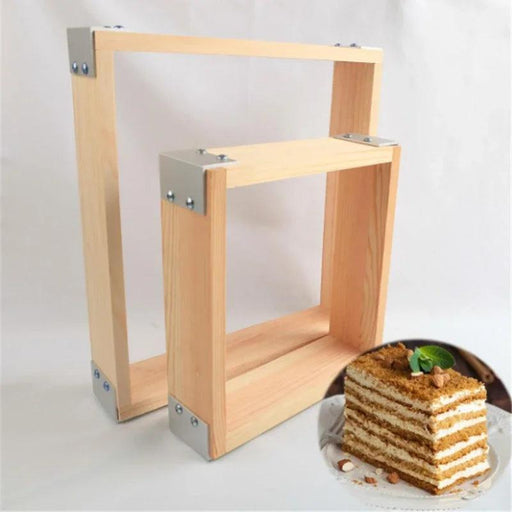 Elegant Honeycomb Cake Decorating Set with Wooden Display Stand - Ideal for Bakers and Cake Lovers