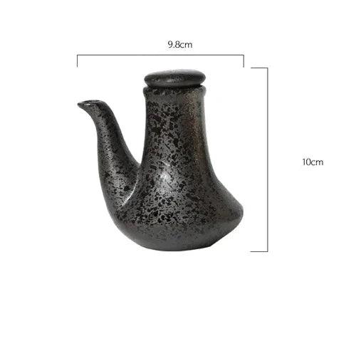 Elegant Japanese Ceramic Jar for Oils and Vinegars - Stylish Culinary Storage Solution