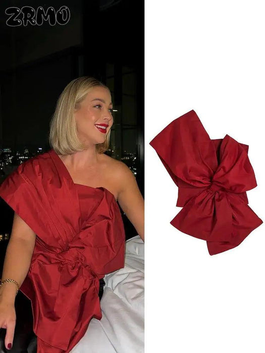 Elegant Backless Red Bow Crop Top Vest for Women - Stylish Holiday Party Essential