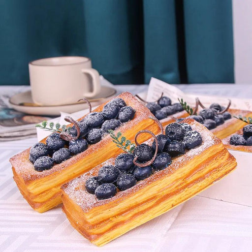 Realistic Blueberry Shortbread Cake Model for Stunning Photography and Home Decoration - 1PC Faux Dessert Display