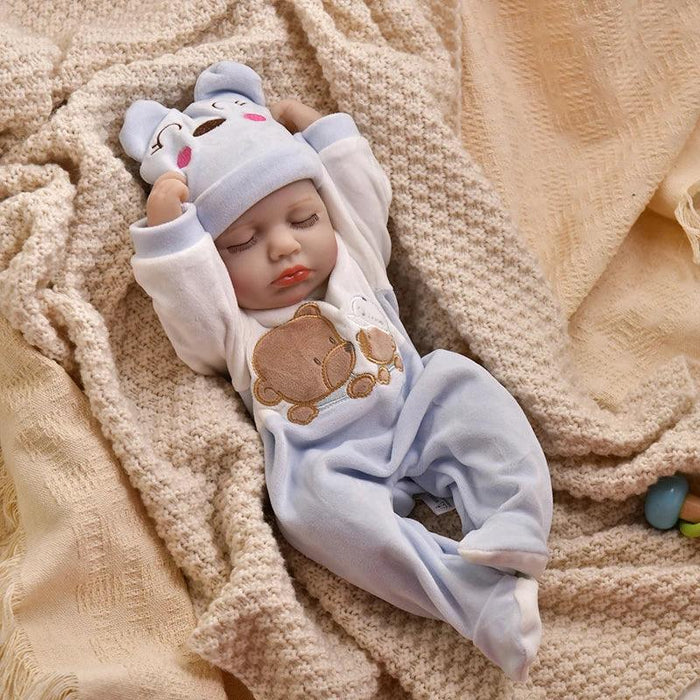 16-Inch Lifelike Reborn Baby Girl Doll - Realistic Full Vinyl Body with Outfit, Ideal for Gifts and Collectors