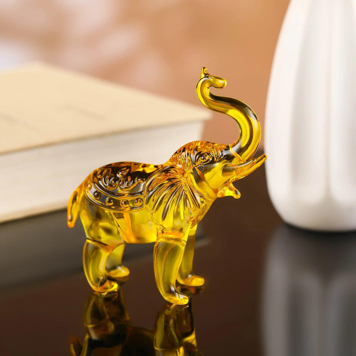 Elegant Crystal Elephant Figurine - A Beautiful Addition to Home Decor and Perfect Gift Choice