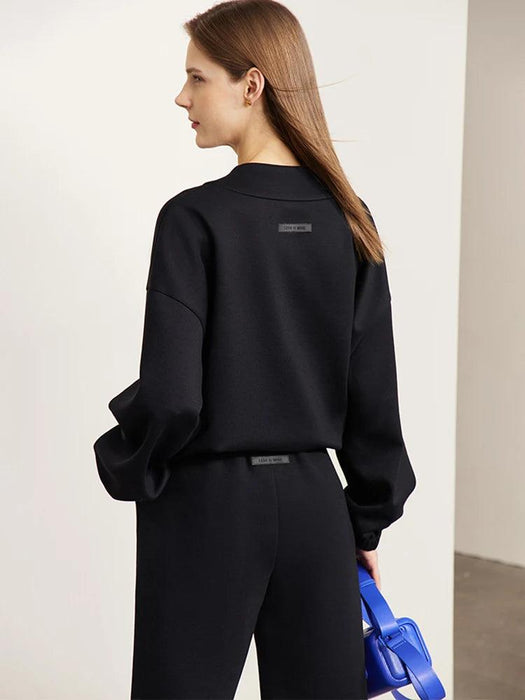 Chic Minimalist Lounge Set: Relaxed Sweatshirt and Straight-Leg Trousers