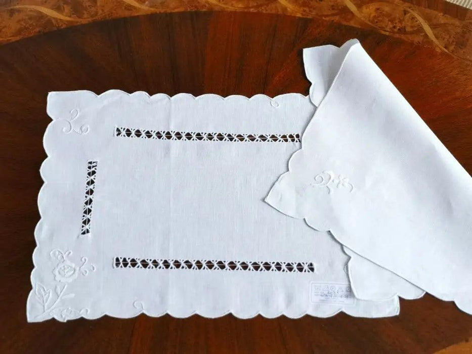 Handcrafted Vintage Linen Embroidered Table Set with Napkin and Placemats