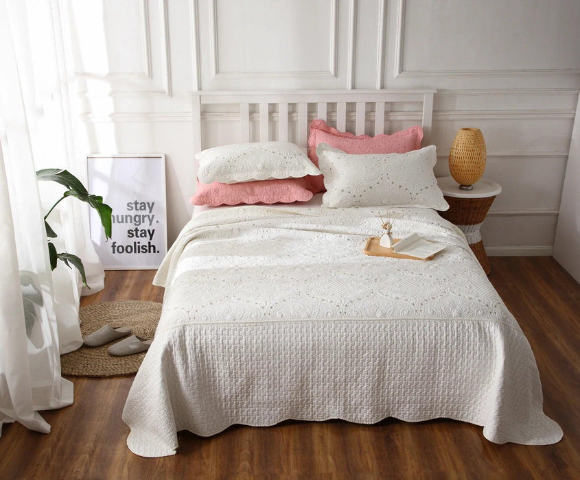 Elegant Euro-Style Embroidered Bedspread Set with Premium Cotton Filling - Versatile Summer Blanket and Mattress Cover