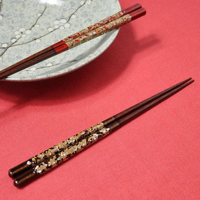 Elegant Handcrafted Japanese Wooden Chopsticks Set - Premium Dining Utensils for a Refined Experience