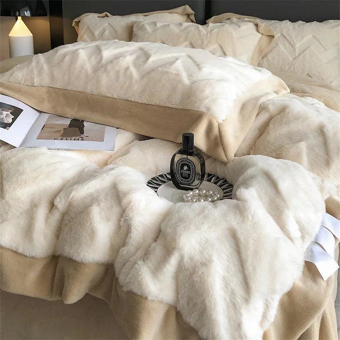 Plush Coral Velvet Faux Fur Duvet Cover Set - Indulgent Shaggy Bedding for Winter Warmth