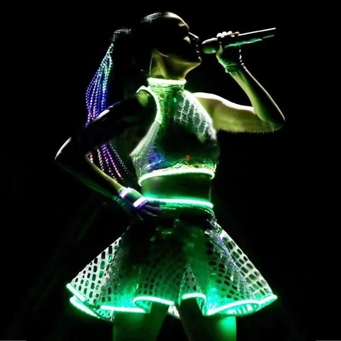 Radiant Diva: Women's LED Silver Costume - Light Up the Stage with Confidence