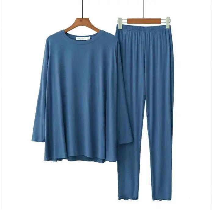 Cozy Women's Modal Pajama Set with Long Sleeve Top and Pants for Relaxation and Sleep