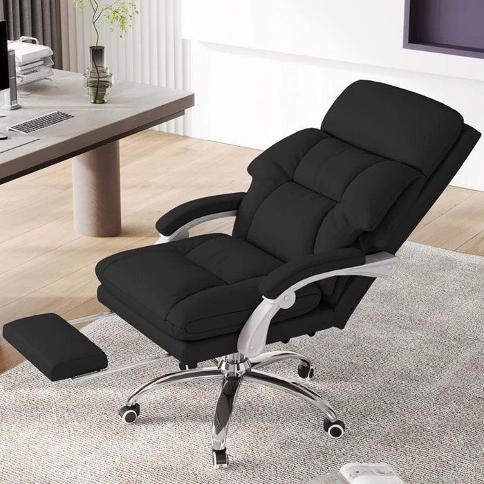 Ultimate Comfort Ergonomic Gaming Chair with Footrest and 360-Degree Swivel Action