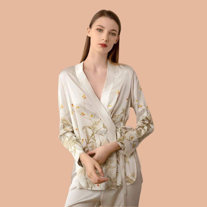 Luxurious Women's Mulberry Silk Pajama Set with National Print