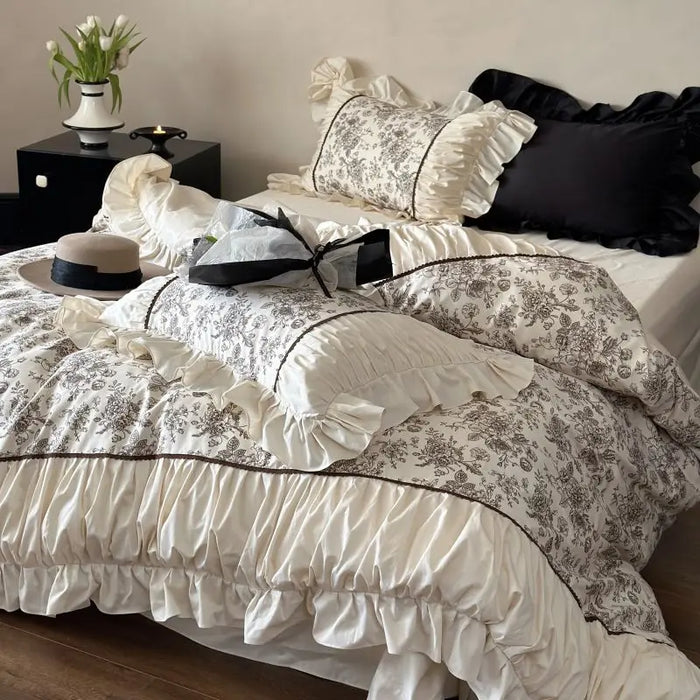 Elegant Beige Floral Ruffled Cotton Bedding Set – 4-Piece Duvet Cover, Sheet, and Pillowcases