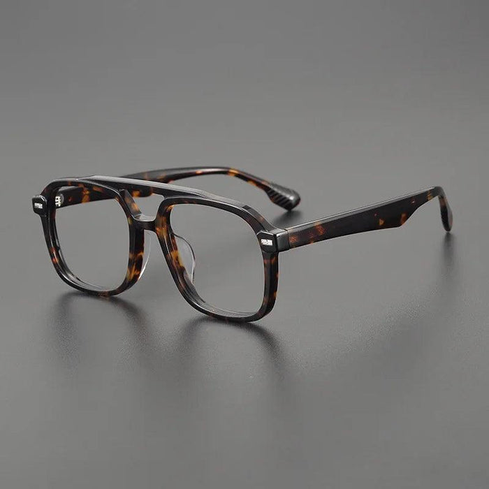 Tailor-Made Acetate Eyewear: Fashionable Glasses for the Discerning Individual