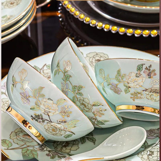 Exquisite Green Porcelain Chinese Dining Set - Ideal for Entertaining and Gifting