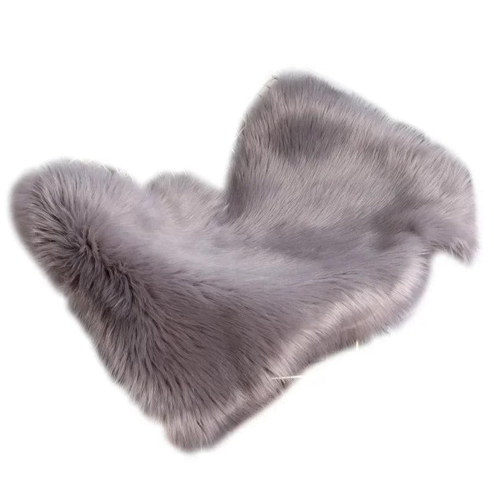 Luxurious Soft Faux Fur Area Rugs for Bedroom and Living Room