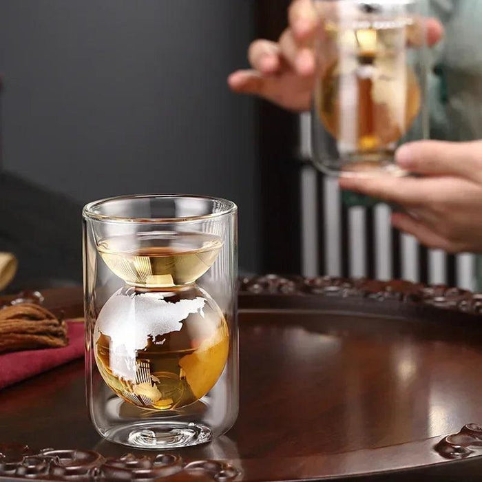 Sophisticated Double-Walled Globe-Shaped Glass Cup for All Your Favorite Drinks