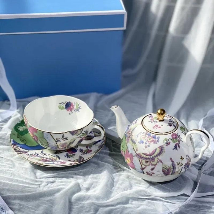 Porcelain Butterfly Tea and Coffee Set - Exquisite Ensemble for Elegant Afternoon Gatherings