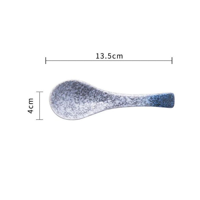 Elegant Japanese Ceramic Soup Spoon - Stylish Utensil for Dining and Culinary Delights