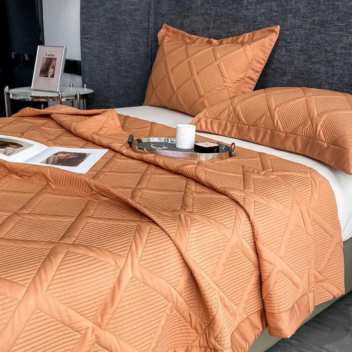 Luxurious Lightweight Tencel Summer Quilt Set with Pillowcases - Double Queen Size Bedspread