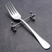 Sleek Zinc Alloy Utensil Holder - Elegant Organizer for Cutlery and Tableware