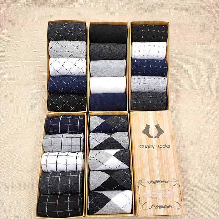 5 Pairs of Comfortable Men's Medium Tube Socks in Elegant Gift Box