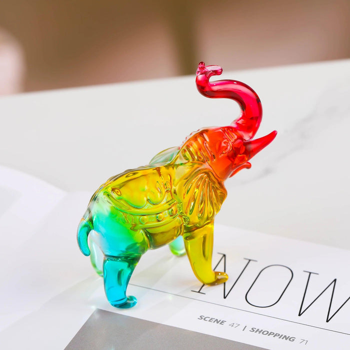 Elegant Crystal Elephant Figurine - A Beautiful Addition to Home Decor and Perfect Gift Choice