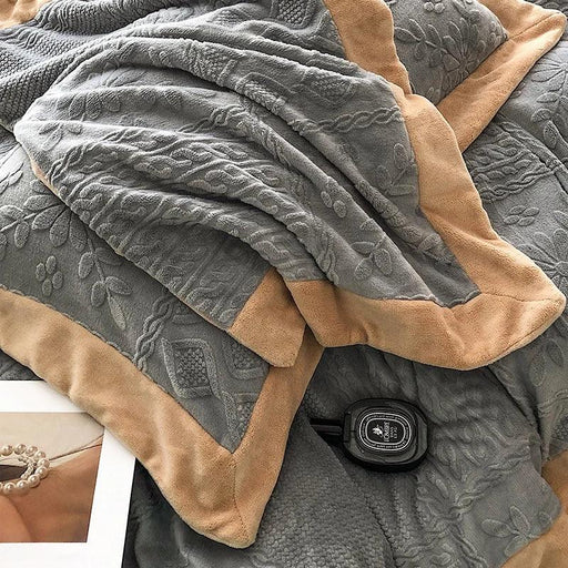 Opulent Grey Velvet Fleece Bedding Set with Luxurious 3D Embossed Duvet Cover and Pillowcases