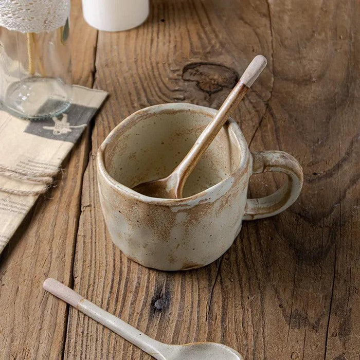 Japanese-Inspired Vintage Stoneware Soup Spoon with Extended Handle - Elegant Kitchen Tableware for 2024