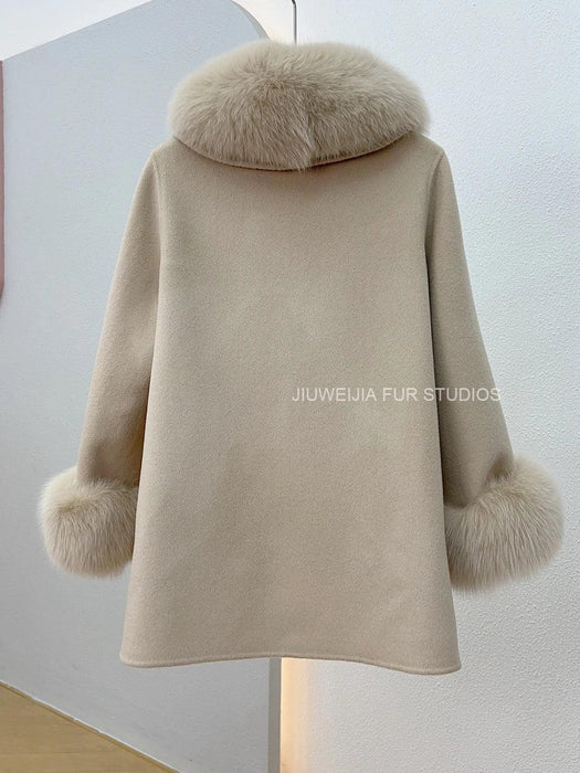 Chic Korean Fox Fur Cape: A Stylish Winter Essential for Women