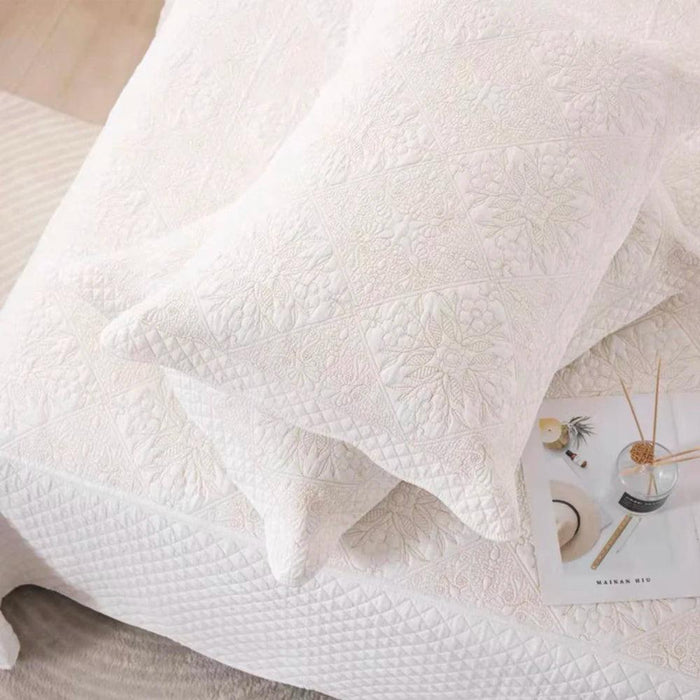 Elegant Euro-Style Embroidered Bedspread Set with Premium Cotton Filling - Versatile Summer Blanket and Mattress Cover