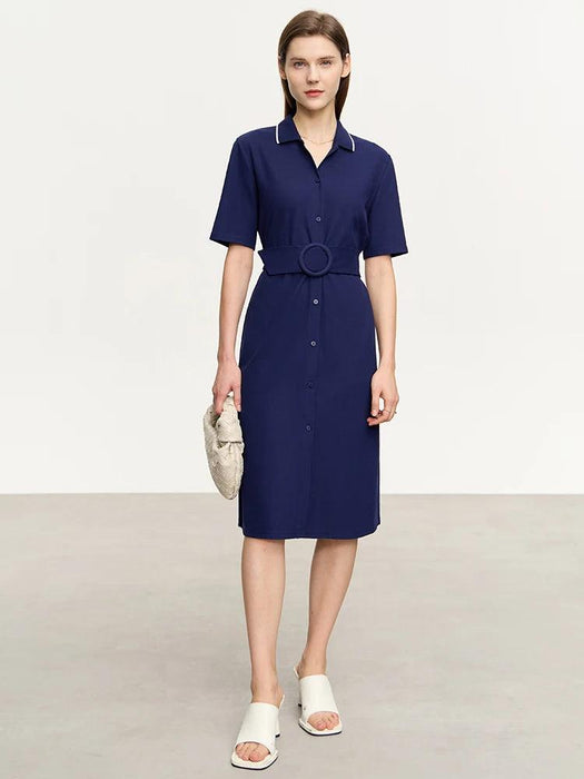 Elegant Minimalist Summer Dress with Belted Waist and Collar for the Contemporary Woman