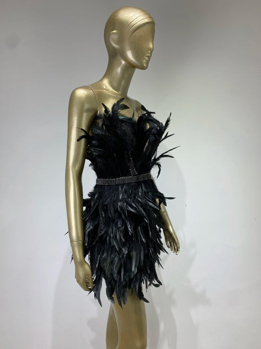 Chic Black Feather Strapless Evening Dress for Women