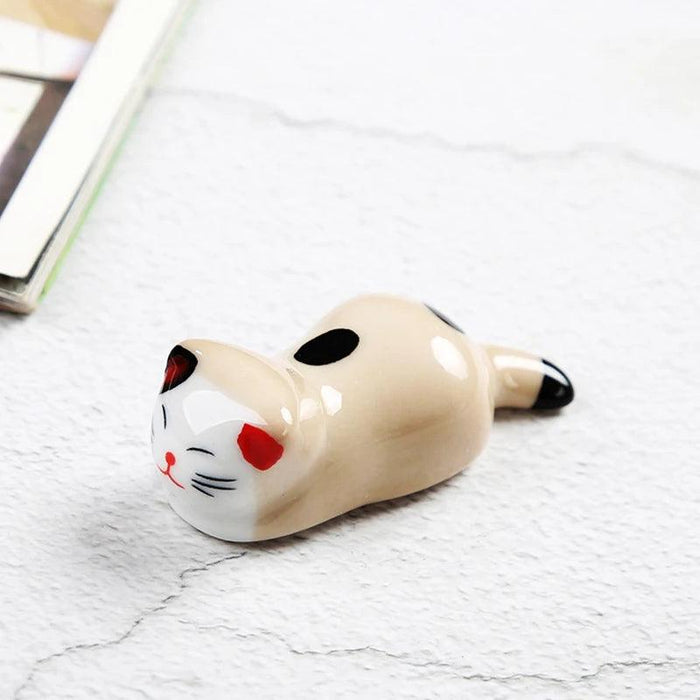 Whimsical Cat-Inspired Ceramic Chopstick Holder - Delightful Japanese Dining Accessory