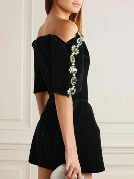 Elegant Backless Evening Dress with Glittering Diamond Details