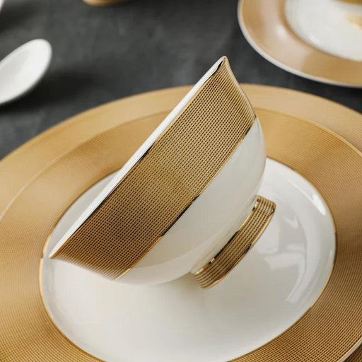 Elevate Your Dining Atmosphere with Luxurious Japanese Dinnerware Set and Gold Ceramic Utensils