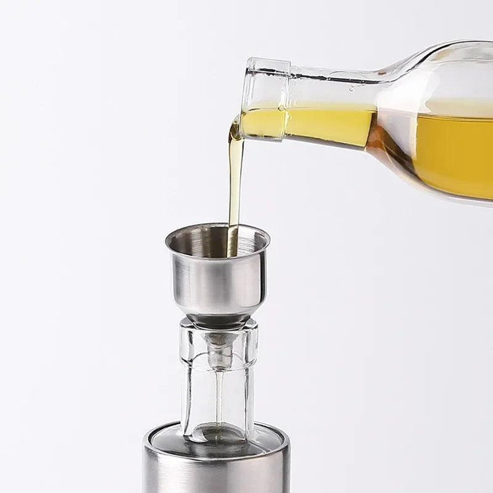 Elegant Oil and Vinegar Dispenser: Stainless Steel and Glass Culinary Essential